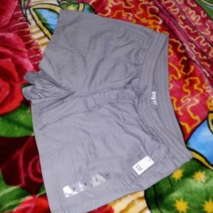 Gap shorts size XL